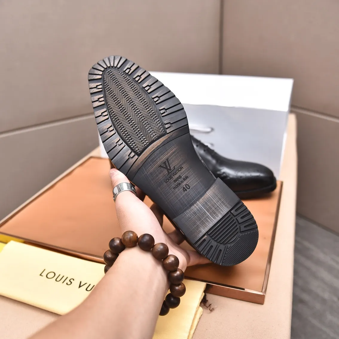 Men's shoes💰480📛📛【LOUIS VUITTON】(Quan Niu Li) Louis Vuitton 2023 official website synchronized new products👟Milan fashion catwalk style🇰🇾🇰🇾LV family logo, celebrity style, a must-have for fashionistas⚠️First layer calfskin➕cowhide lining➕Official website original version special outsole👞Number 38-44